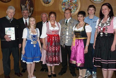 ZSG-Könige-2011 mit Liesel und Gewinner